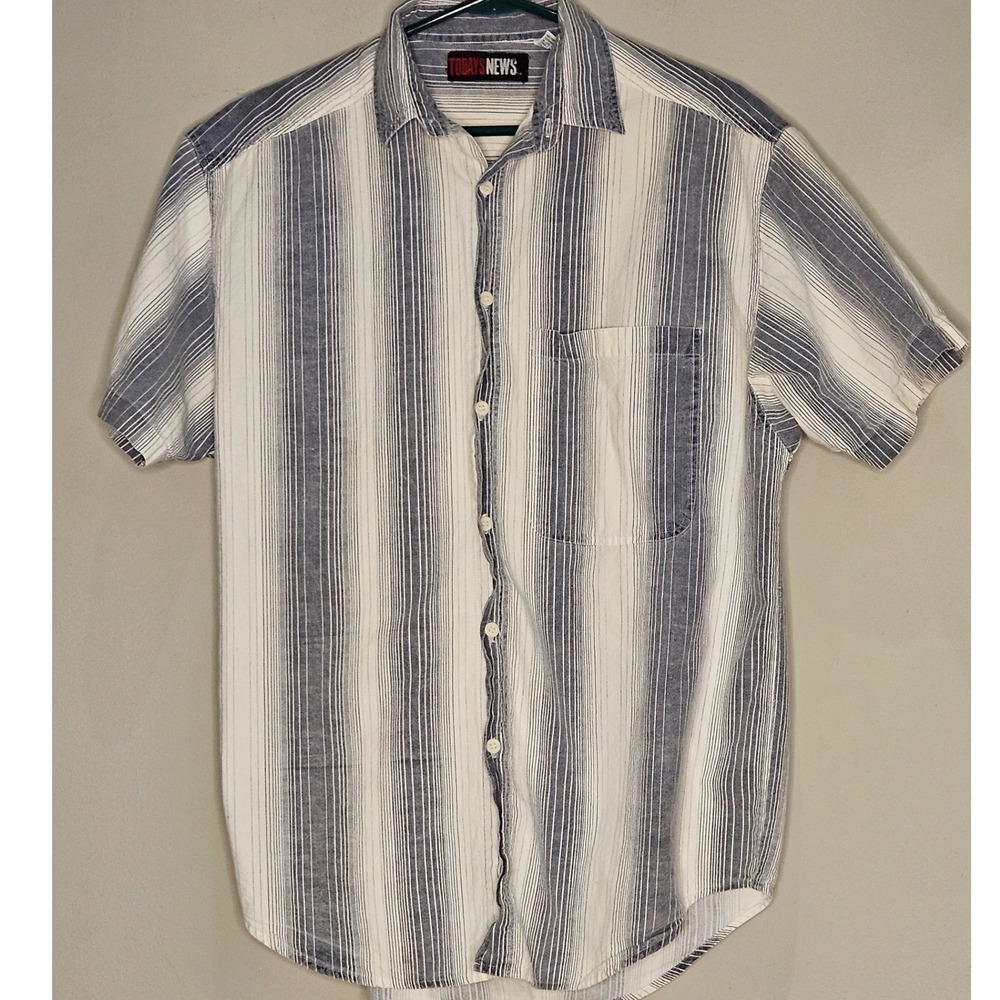 Today's News Mens Striped Short Sleeve Button Up‎ Shirt Med. Casual Retro Comfy